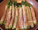 A picture of step 7 of Asparagus Pork Rolls.