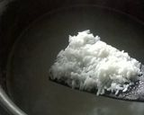 Foto langkah ke 1 dari resep Bubur Ayam ala Chinese Sederhana.