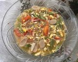 Foto langkah ke 3 dari resep Oseng Buncis Cambah Telor Sosis.