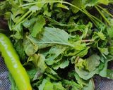 A picture of step 1 of Mint coriander rice.