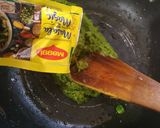 पालक मटर नमकीन पैन केक (Palak matar namkeen pan cake recipe in Hindi) रेसिपी चरण 5 फोटो
