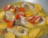 Foto langkah ke 5 dari resep Sup Ikan Bandeng Nanas (Asam Asam Segar).