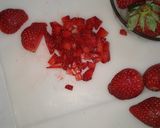 Foto langkah ke 2 dari resep Strawberry Tartlet Bread.