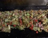 Une image de l'étape 8 de Courgettes bicolores à la pancetta corse et tomates cerise.