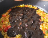 Foto del paso 2 de la receta: Arroz negro express