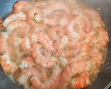 Foto del paso 3 de la receta: Langostinos al ajillo