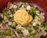 A picture of step 2 of Paneer Bhurji.