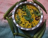 A picture of step 7 of Bhindi kadhi.