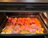 Foto del paso 8 de la receta: Pollo al horno con salsa y patatas
