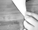 A picture of step 5 of Pizza cones.