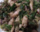 Foto langkah ke 4 dari resep Oseng asin cumi cabe ijo.