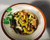 Foto langkah ke 4 dari resep Tumis Pare.