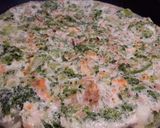 Foto del paso 1 de la receta Hoy receta de aprovechamiento. Tortilla de brócoli, salmón y atún con claras de huevo