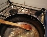 A picture of step 3 of Arroz chaufán.