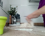 Foto del paso 2 de la receta: Focaccia con tomate seco
