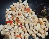 Foto langkah ke 4 dari resep Oseng tempe ebi daun jeruk.