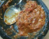 Foto langkah ke 3 dari resep Sambel terasi goreng.