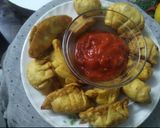 A picture of step 3 of Momos.