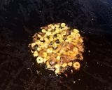 A picture of step 4 of Tomato Maggi.