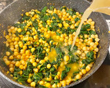 Foto del paso 6 de la receta: Garbanzos con bacalao