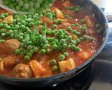 Foto del paso 12 de la receta: Albóndigas con sepia y guisantes
