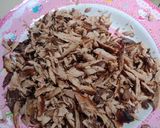 Foto langkah ke 1 dari resep 16. Tumis Tongkol Asap Pedas Manis.