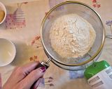 Foto del passaggio 4 della ricetta Plumcake morbido alle zucchine