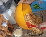 A picture of step 4 of Pizza pasta.