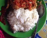 Foto langkah ke 4 dari resep Ayam geprek sambal bawang endulita.