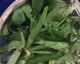 A picture of step 1 of Sweet potato leaves.