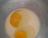 Foto langkah ke 3 dari resep Pie susu teflon.