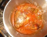 A picture of step 4 of Stewed fish with traditional vegetables.