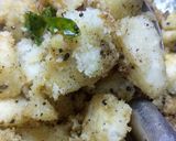 A picture of step 2 of Fried idli.