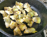 Foto del paso 1 de la receta: Cuixes de'ànec amb carxofes i salsa de taronja i Porto