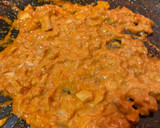 Foto del paso 4 de la receta: Champiñones Rellenos de Gambones al Ajillo 🧄
