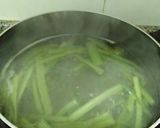 Foto del paso 2 de la receta: Salteado de Borraja con gambas