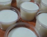Foto langkah ke 4 dari resep Puding Sutra Toping Sirup Jeruk (5 bahan, 136 kalori percup).