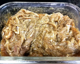 Foto del paso 7 de la receta: Redondo de ternera macerado en salsa sorpresa con guarnición