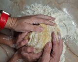 Фото кроку 2 до Тертий пиріг з фруктами 🥧.