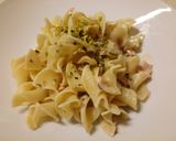 A picture of step 3 of Pasta With Smoked Salmon and Pistachio Nuts.