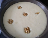 Foto del paso 3 de la receta: Bizcocho de yogur con limón, nueces y cubierta chocolate