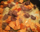 Foto del paso 5 de la receta: Estofado de ternera a la cerveza con batata