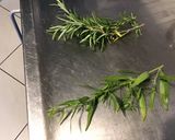 Une image de l'étape 1 de « Tartinade » ail, herbes aromatiques et parmesan.