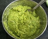 झटपट मुगडाळ पकोडे (moongdal pakoda recipe in marathi) रेसिपी स्टेप 2 फोटो 