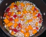 A picture of step 1 of Very Easy Butternut Soup.