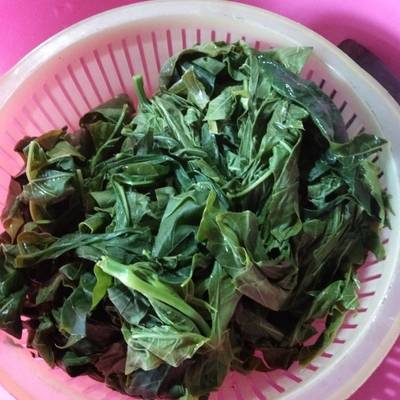 Cara Membuat Tumis Daun Singkong Ala Dayak Lezat - Estera Notes