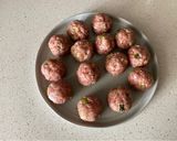 A picture of step 2 of Tsukune (Japanese style turkey meatballs).