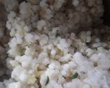A picture of step 2 of Sabudana Vada with Chutney.