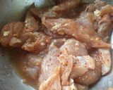 A picture of step 1 of Chicken with Pineapple.