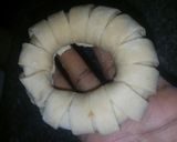 A picture of step 5 of Ring samosa.
